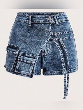 SHEIN ICON Medium Blue Wash Flap Pocket Strappy Draped Wrap Denim Shorts Size 4